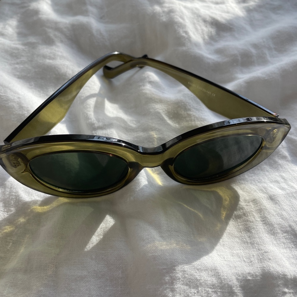 Source Unknown Olive Green Oval Women's Sunglasses